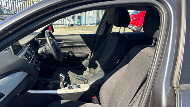 BMW 1 Series 116d EfficientDynamics Plus 5dr Diesel Hatchback